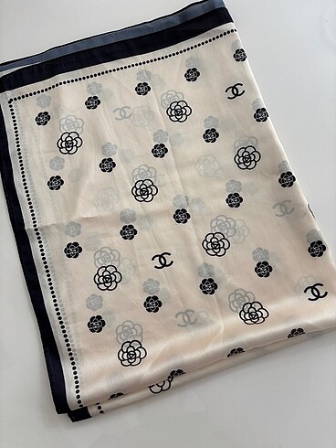 Chanel vual ipek şal
