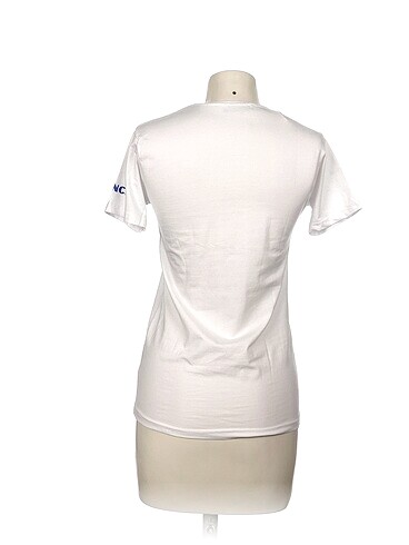 m Beden Moncler T-shirt %70 İndirimli.