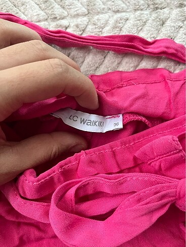 LC Waikiki Pembe yazlık şort
