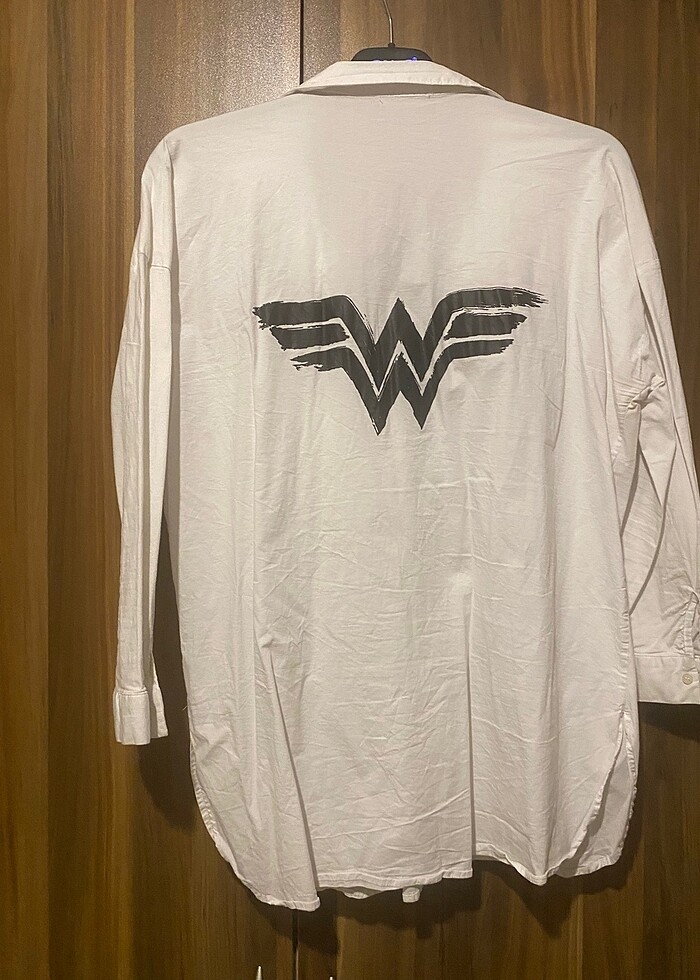 Busem marka oversize L beden arka ön baskılı gömlek - Görsel 2