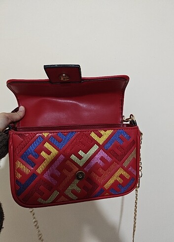 Beden bordo Renk Fendi kırmızı kol çantası