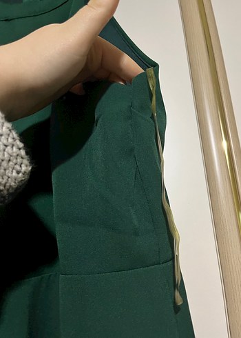 Yeşil Drapeli Uzun Kadın Elbise - Görsel 4