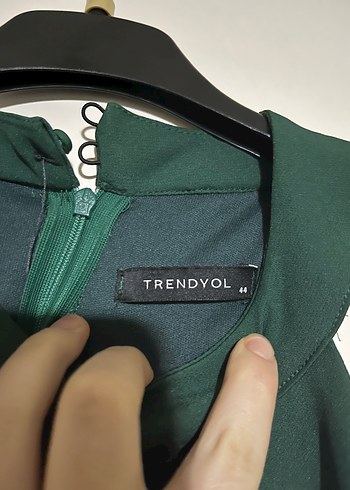 Yeşil Drapeli Uzun Kadın Elbise - Görsel 3