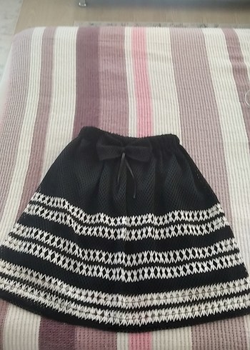 Nakışlı Örgü Siyah çocuk etek