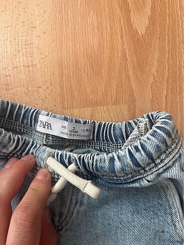 24-36 Ay Beden mavi Renk Zara denim şort (orijinal)