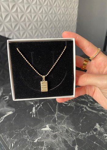 Kapaklı taşlı kolye - Görsel 3