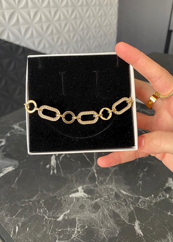 Zincir Detaylı Parlak Altın Bileklik - Görsel 2