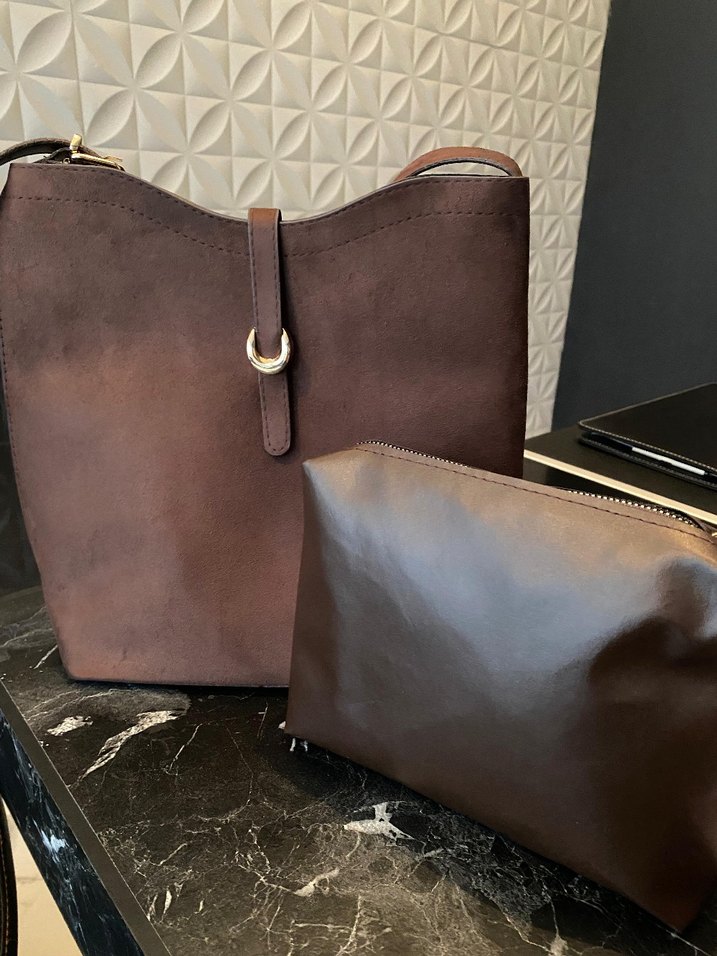 Kahverengi Süet Tokalı Kadın Çanta - Görsel 2