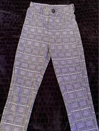 Kareli desenli dar pantolon