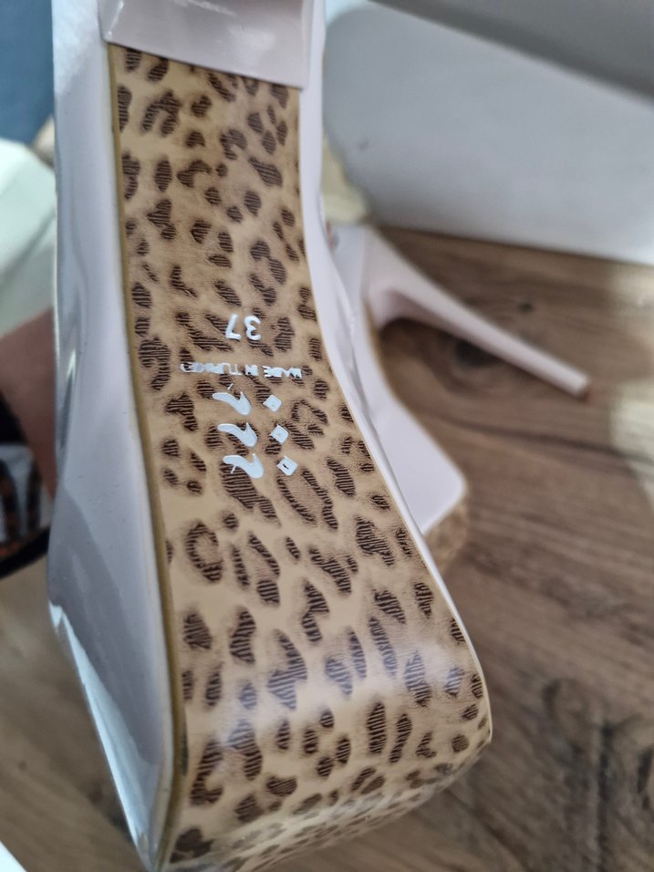 Beyaz Platform Topuklu Kadın Ayakkabı - Görsel 5