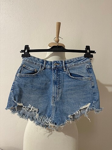 Zara Kısa şort
