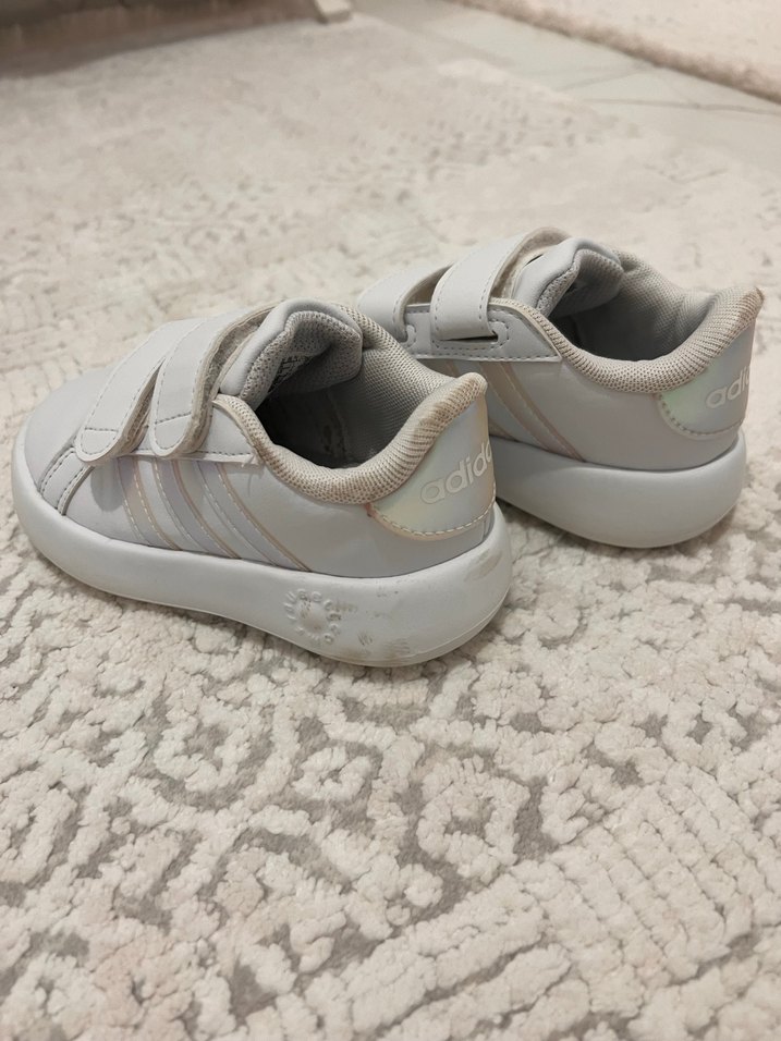 Kız Çocuk Beyaz Cırt Cırtlı Spor Ayakkabı - Görsel 2