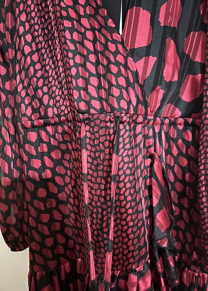 etiketli desenli elbise - Görsel 4