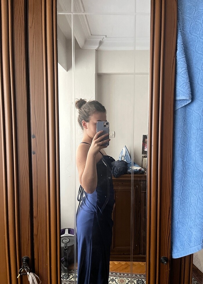 hiç giyilmemiş abiye - Görsel 3