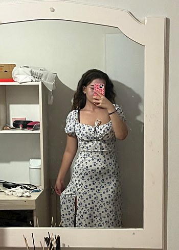 s Beden V Yaka Kısa Kollu çiçekli Midi Elbise