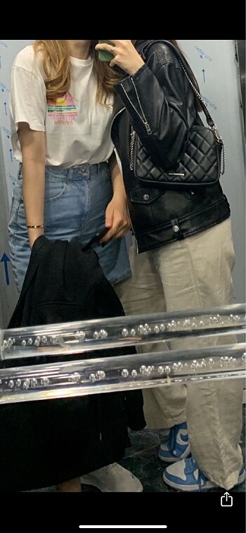 xs Beden siyah Renk Bershka deri ceket