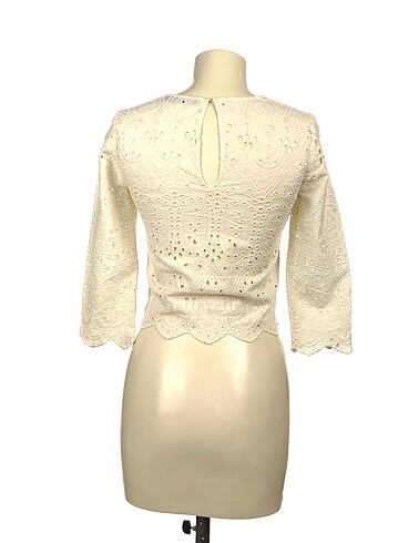 xs Beden Zara Bluz %70 İndirimli.