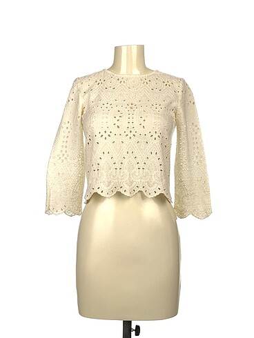 Zara Bluz %70 İndirimli.