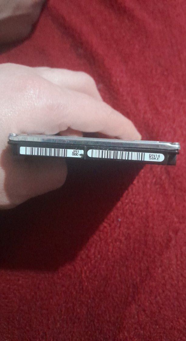 HGST 1TB 2.5" Dahili Sabit Disk - Görsel 3