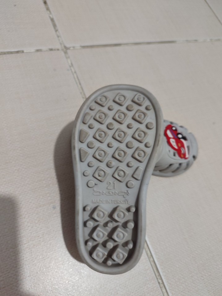 Çocuk Beyaz Baskılı Tokalı Terlik - Görsel 3