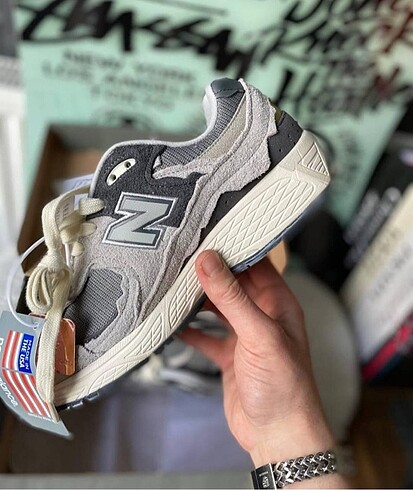 38 Beden orijinal New balance 2002R