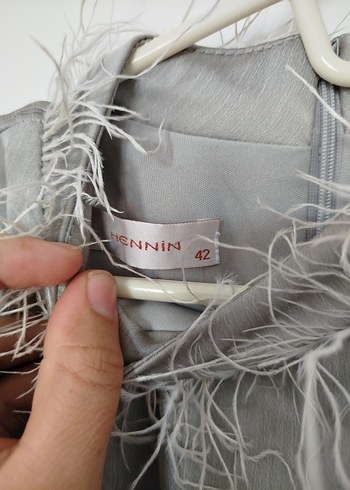 Uzun Kol Drapeli Bej Vintage Elbise - Görsel 3