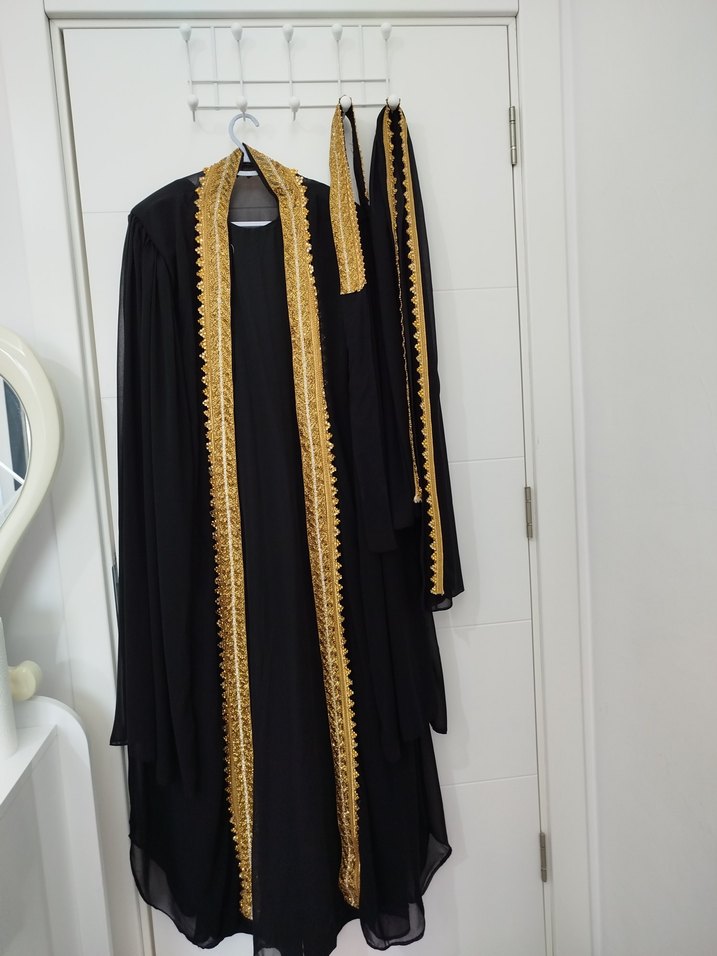 Kadın Siyah Uzun yöresel abaya Elbisesi Altın İşlemeli - Görsel 2