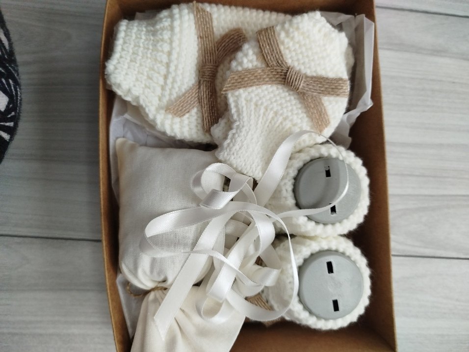 Beyaz Mini Örgü Bebek Seti - Görsel 4