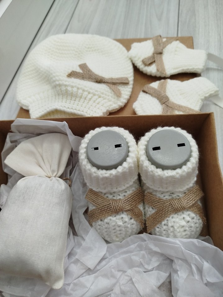 Beyaz Mini Örgü Bebek Seti - Görsel 3