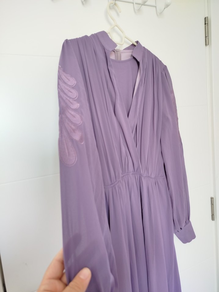 V Yaka Fermuarlı Mor Saten Hamile elbise - Görsel 3