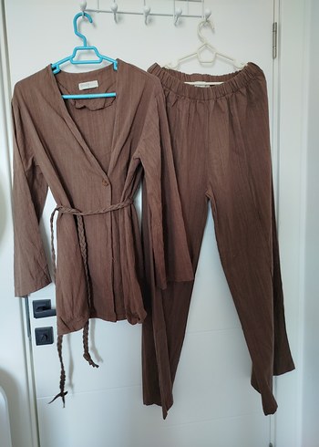 Kahverengi Uzun Kollu ikili keten takım - Görsel 2