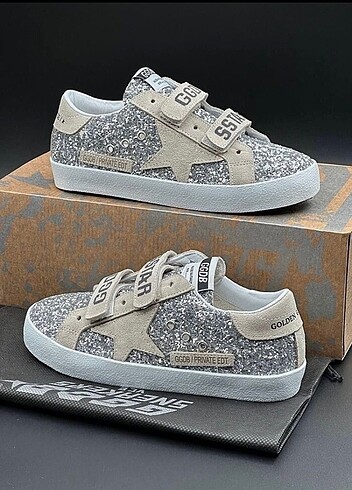 38 Beden golden goose sneaker
