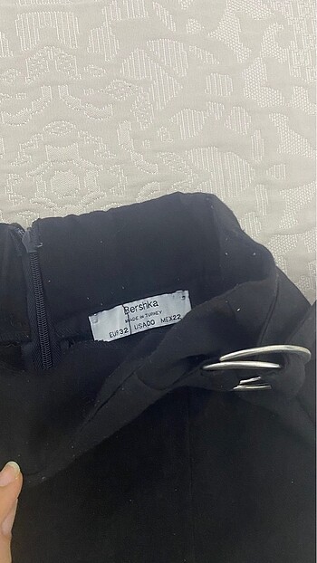 xs Beden Siyah önü yırtmaçlı mini şortlu etek