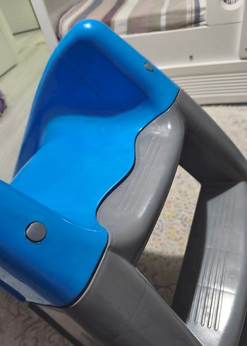 Mavi ve Gri Çocuk Kaydırağı - Görsel 3