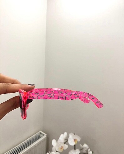 Beden H&M marka gözlük pembe