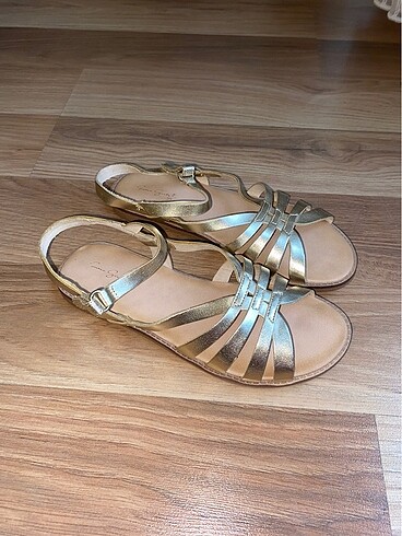 Zara sandalet gold