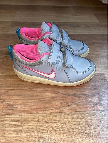 Nike spor ayakkabı gri pembe