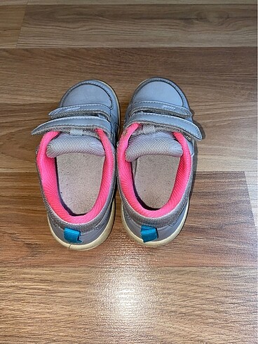 Nike Nike spor ayakkabı gri pembe