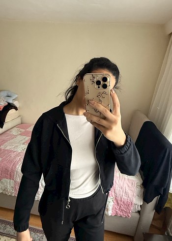 Siyah Kapüşonlu Fermuarlı Kadın Ceket - Görsel 2