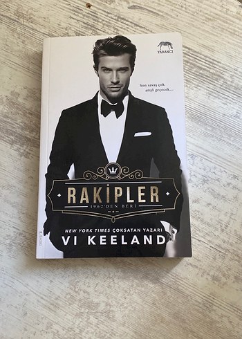 Rakipler - Vi Keeland Roman