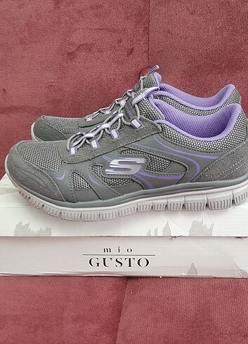 38 Beden Skechers spor ayakkabi