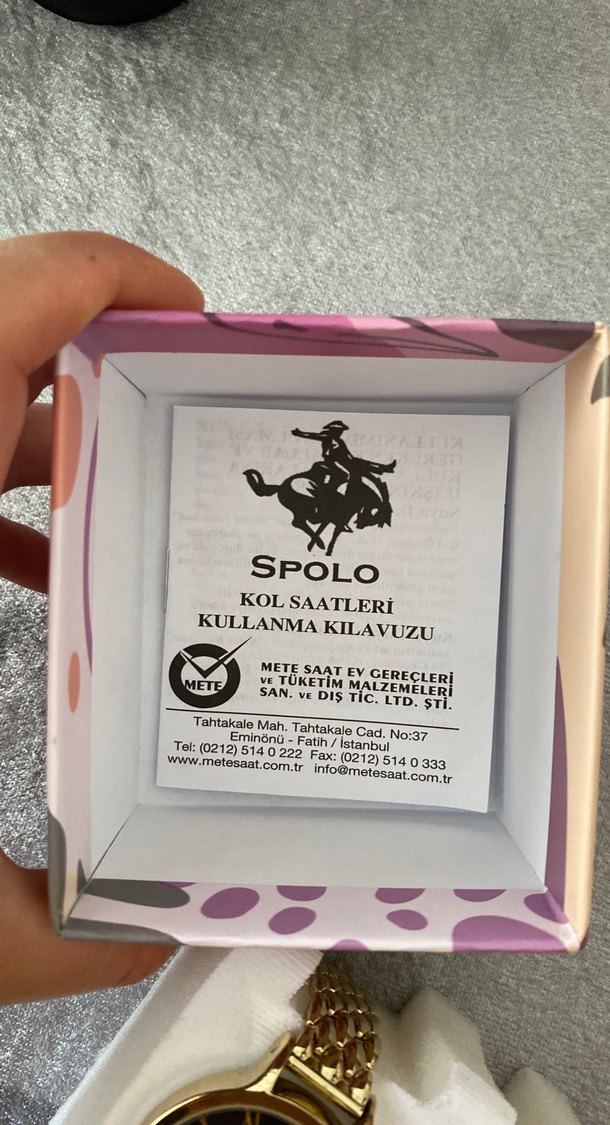 Zincir Detaylı Altın Renk Kadın Saat - Görsel 3