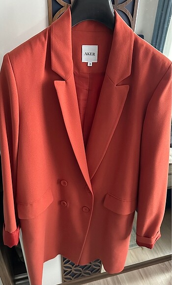 Aker Aker Blazer