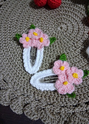 Nakışlı Örgü Çiçekli Çocuk Toka Seti - Görsel 2