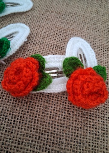 Örgü Pembe Çiçekli Bebek Toka Seti - Görsel 2