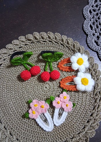 Nakışlı Örgü Çocuk Toka Seti - Görsel 3