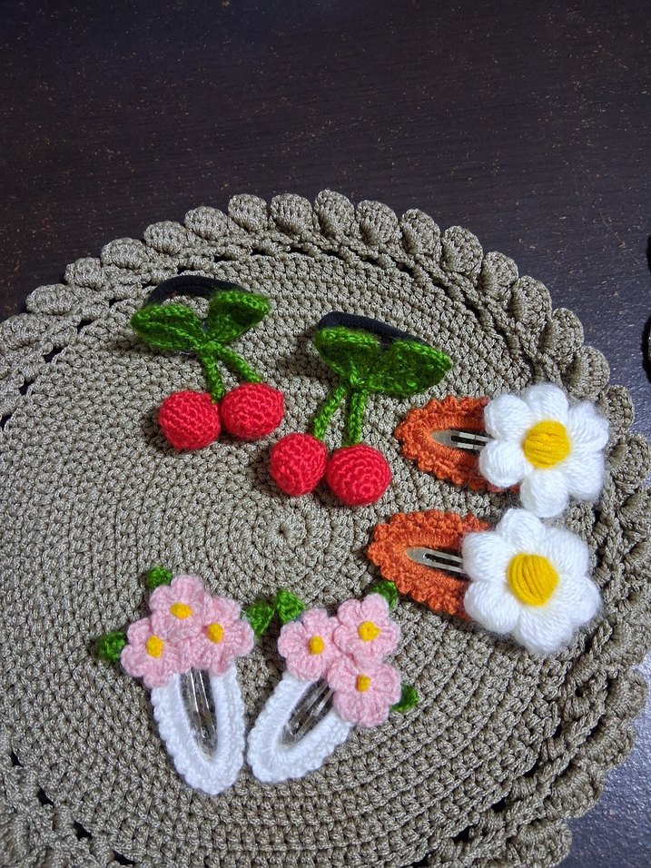 Nakışlı Örgü Çocuk Toka Seti - Görsel 2