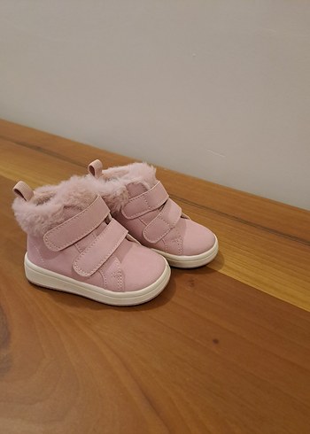 Kız Bebek Pembe Tüylü İlk Adım Ayakkabısı - Görsel 2