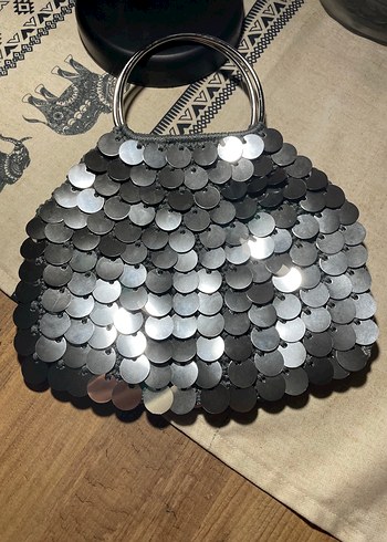 Zara Gri Payetli Metal Kadın Çanta