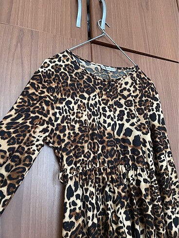l Beden Leopar elbise
